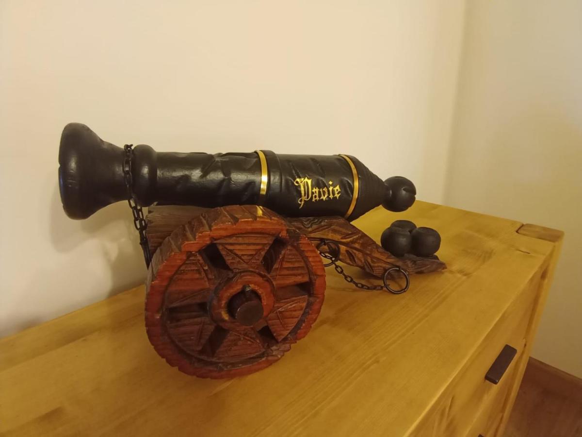 Gites De L'Oree Du Bois Boussieres Εξωτερικό φωτογραφία
